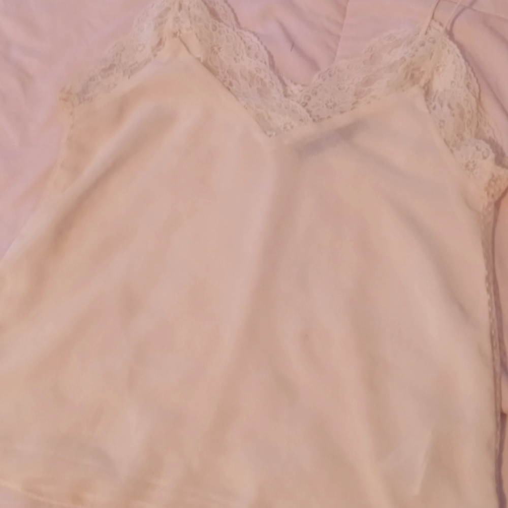 White/cream colored Zara Basic top size XS